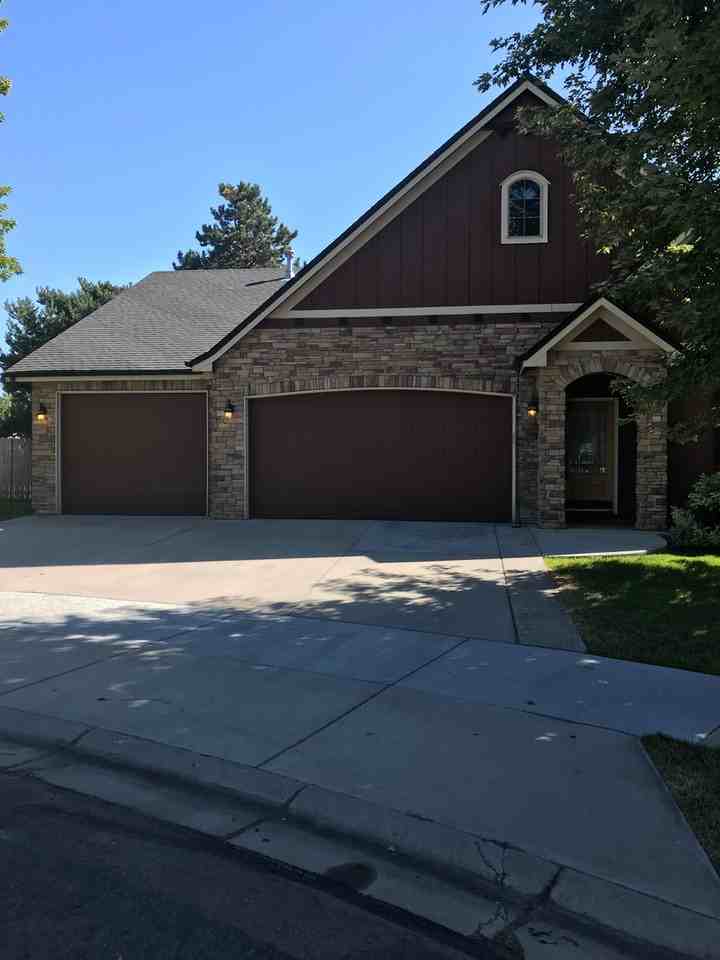 3007 E Shadowband Ct - Photo 2 of 23