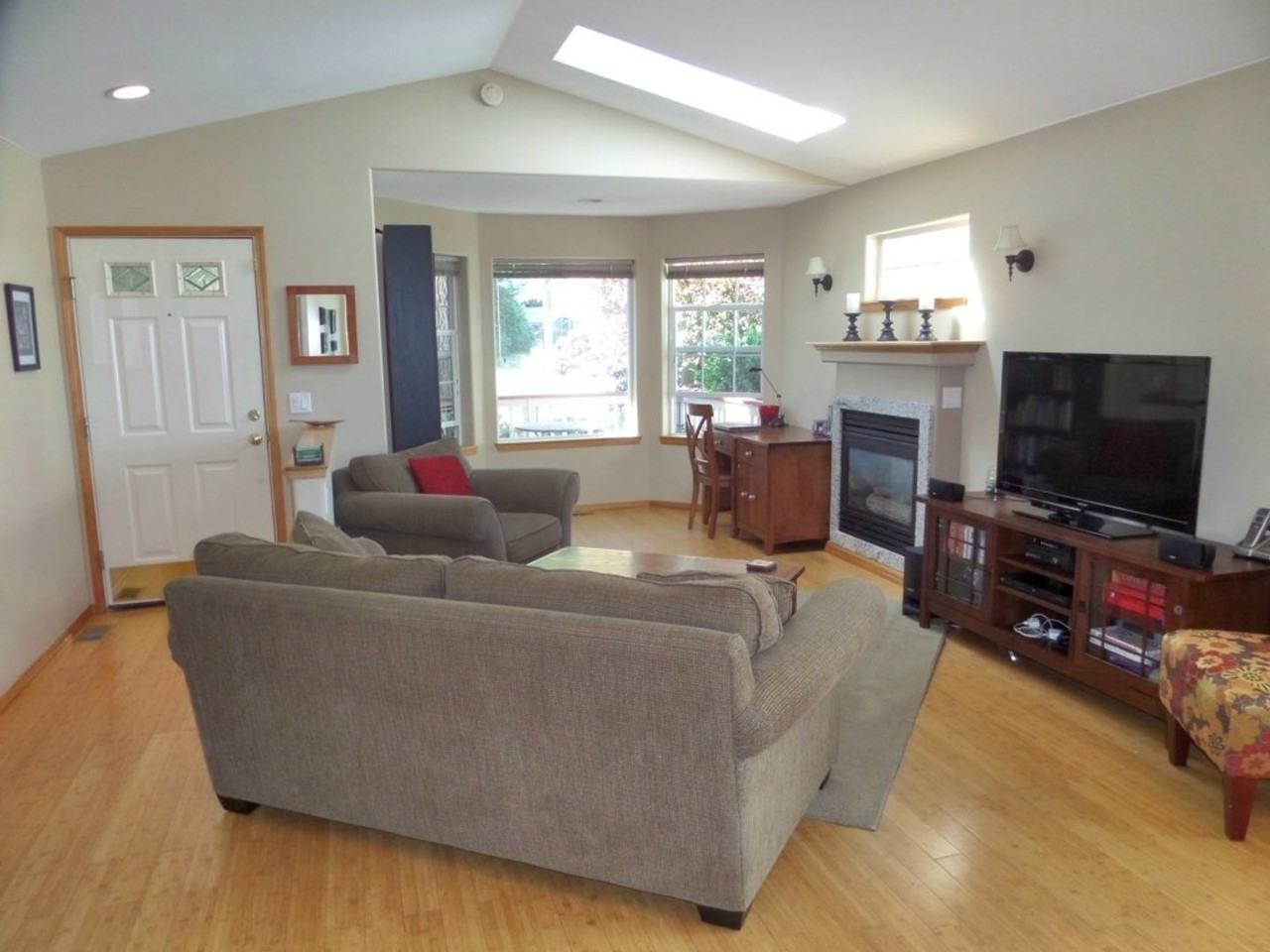 1911 Ponderosa Ct - Photo 7 of 18