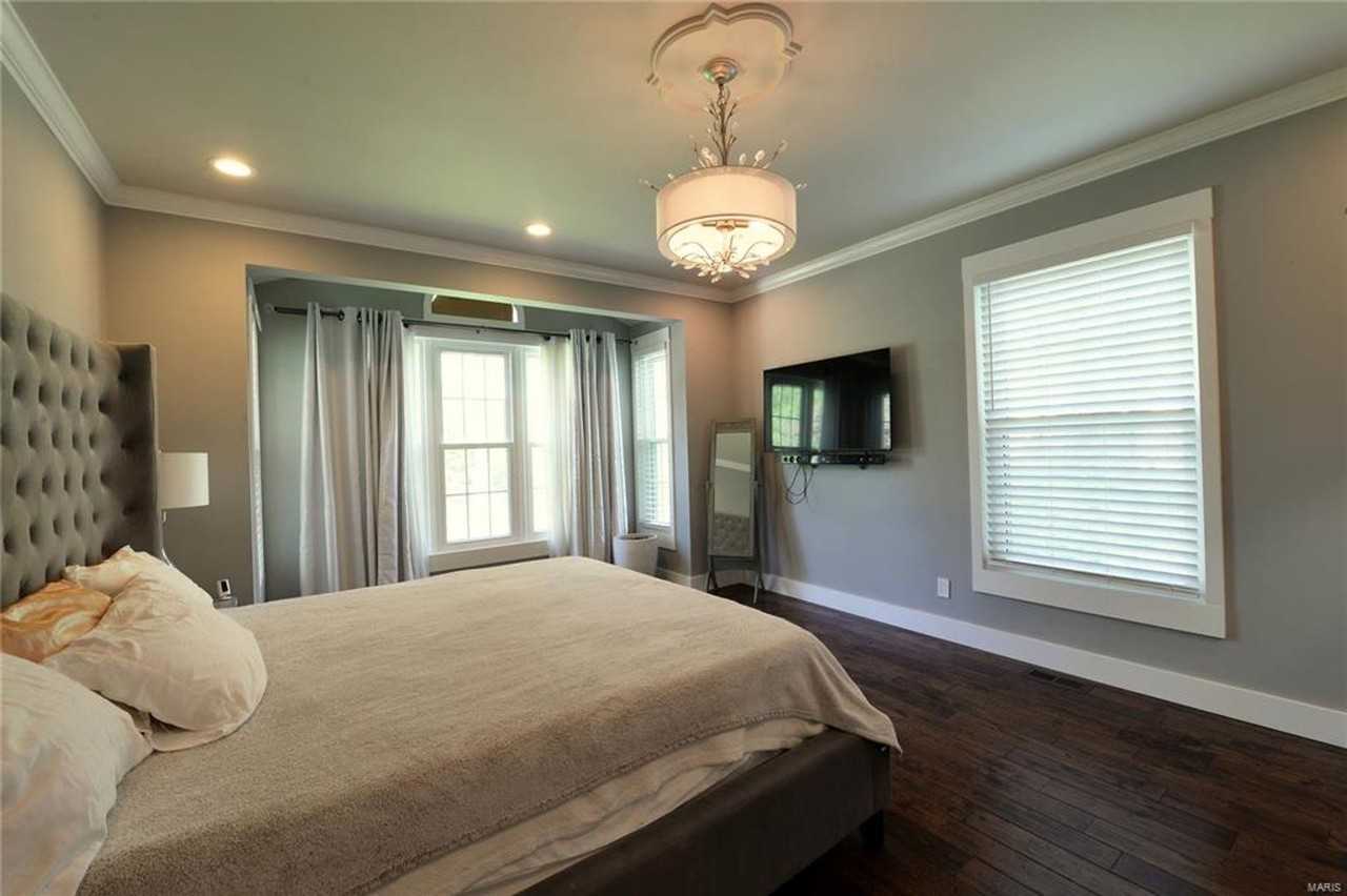 1306 S Geyer Rd #10J - Photo 7 of 50