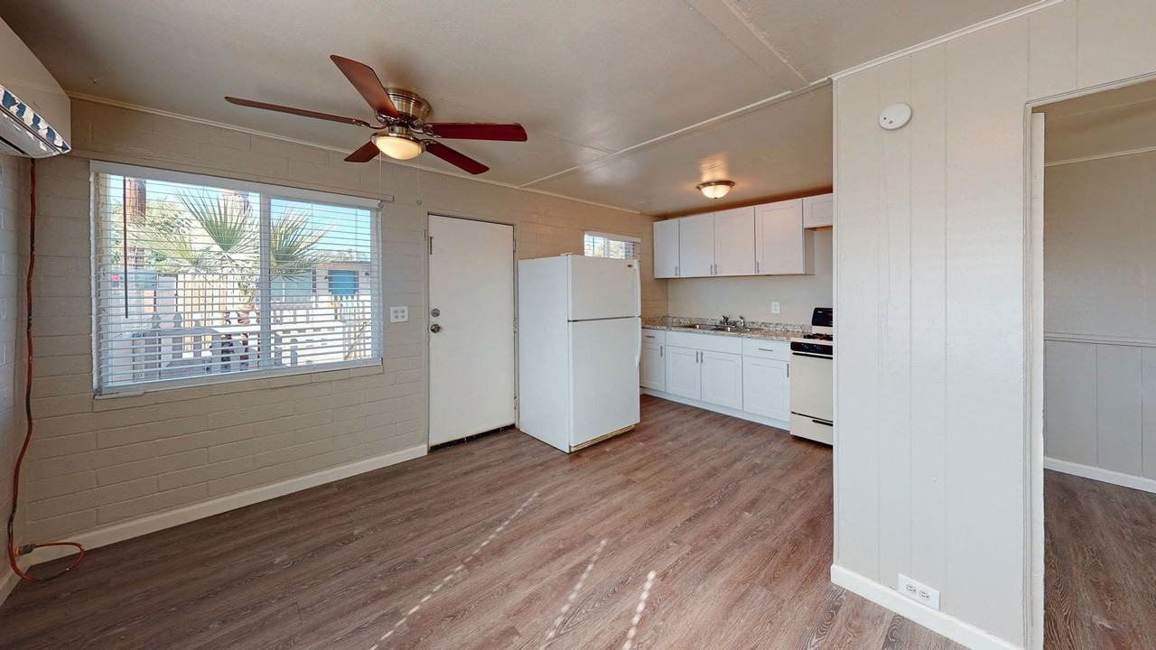 3826 W Roosevelt St - Photo 2 of 16