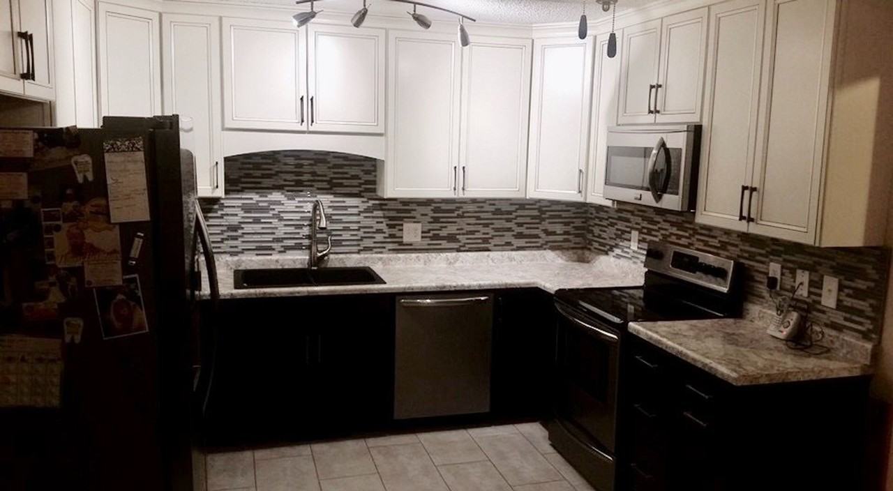 908 Sandusky Dr - Photo 4 of 24