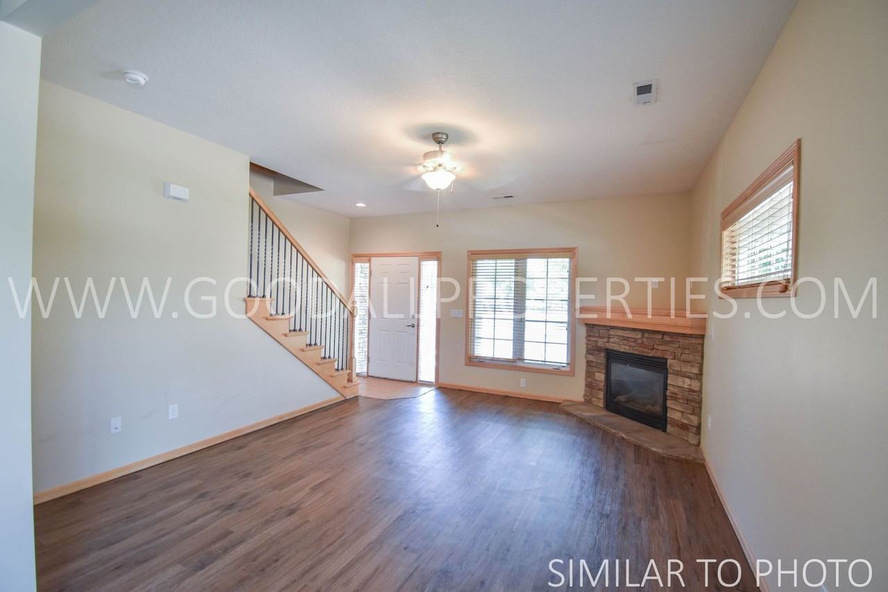 2005 Sw 35th St #805 - Photo 3 of 21