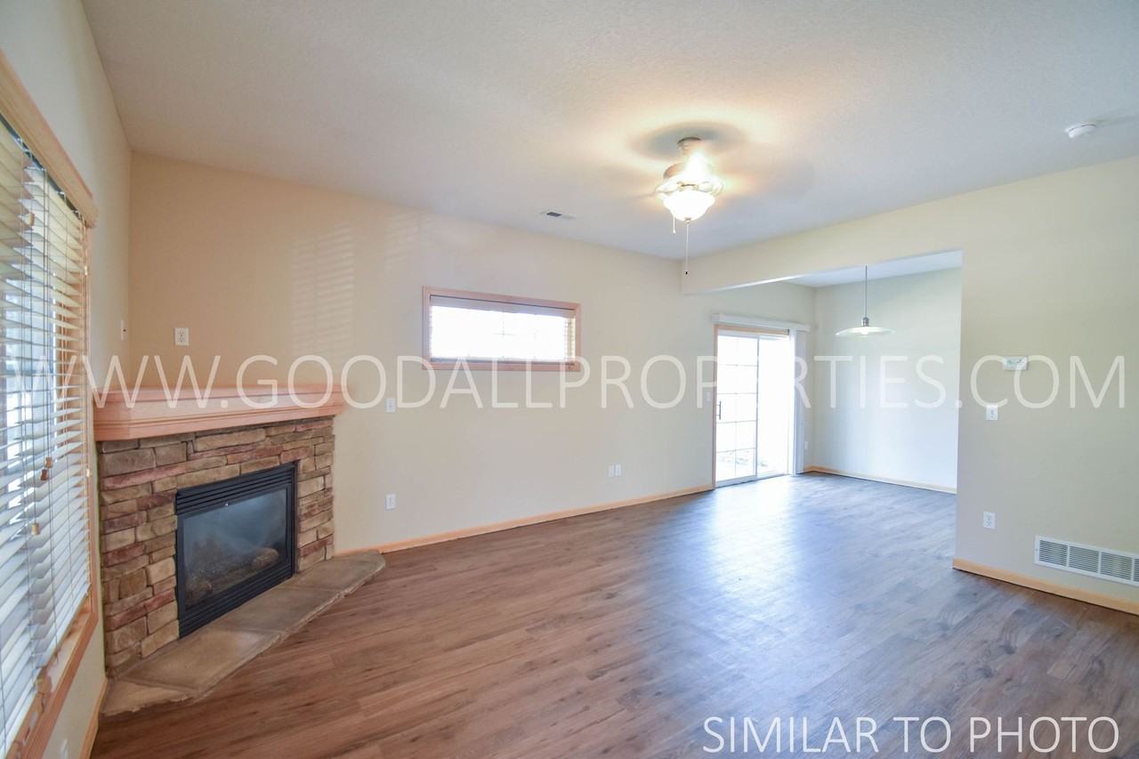 2005 Sw 35th St #805 - Photo 4 of 21