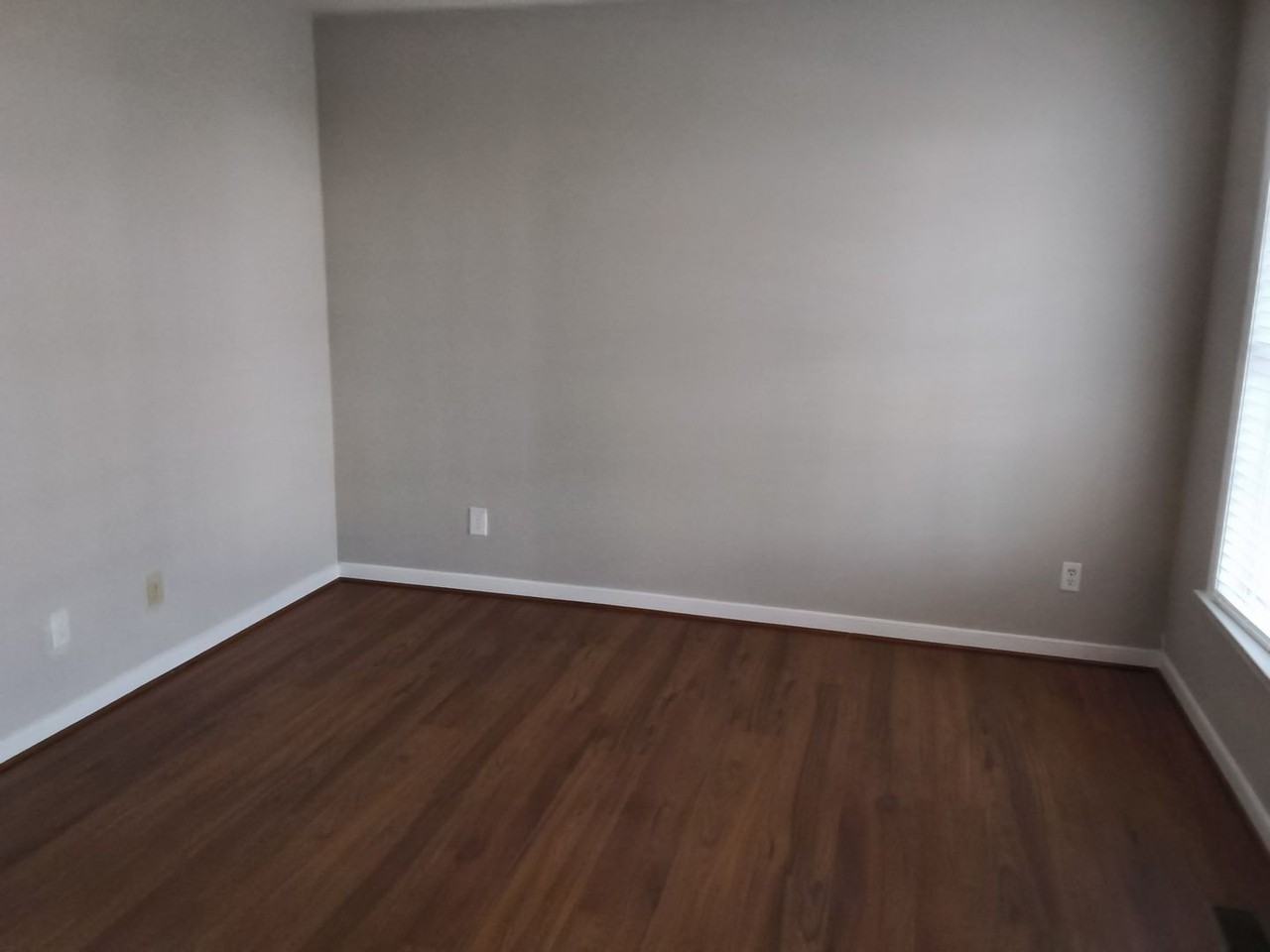 7878 Falling Hill Ter - Photo 4 of 20