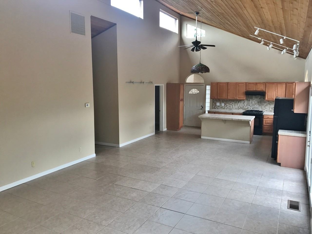 3455 Moki Dr - Photo 5 of 21