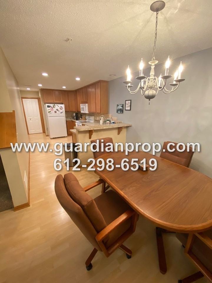 6421 Ojibway Path - Photo 4 of 16