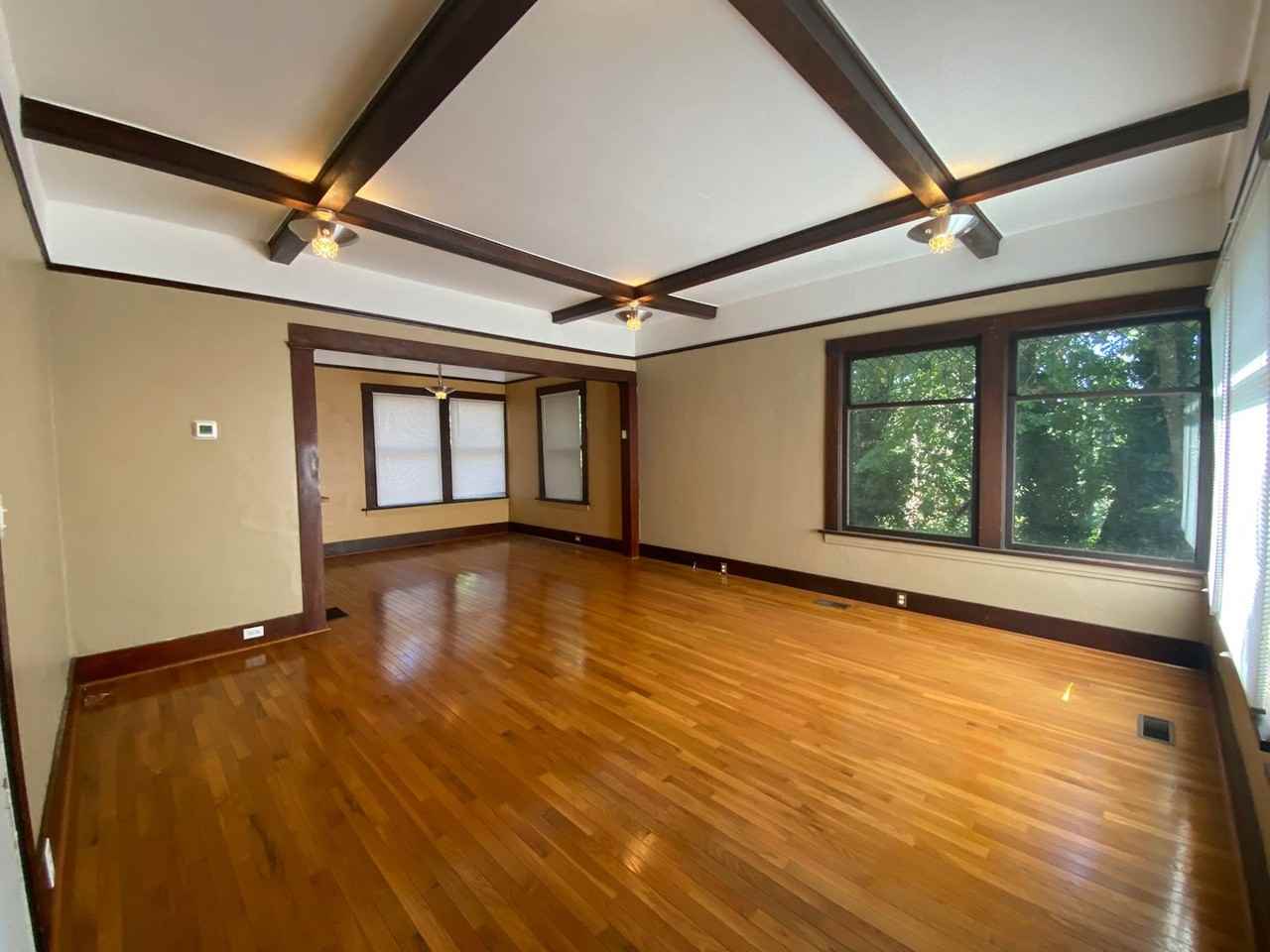 918 Union St - Photo 2 of 39