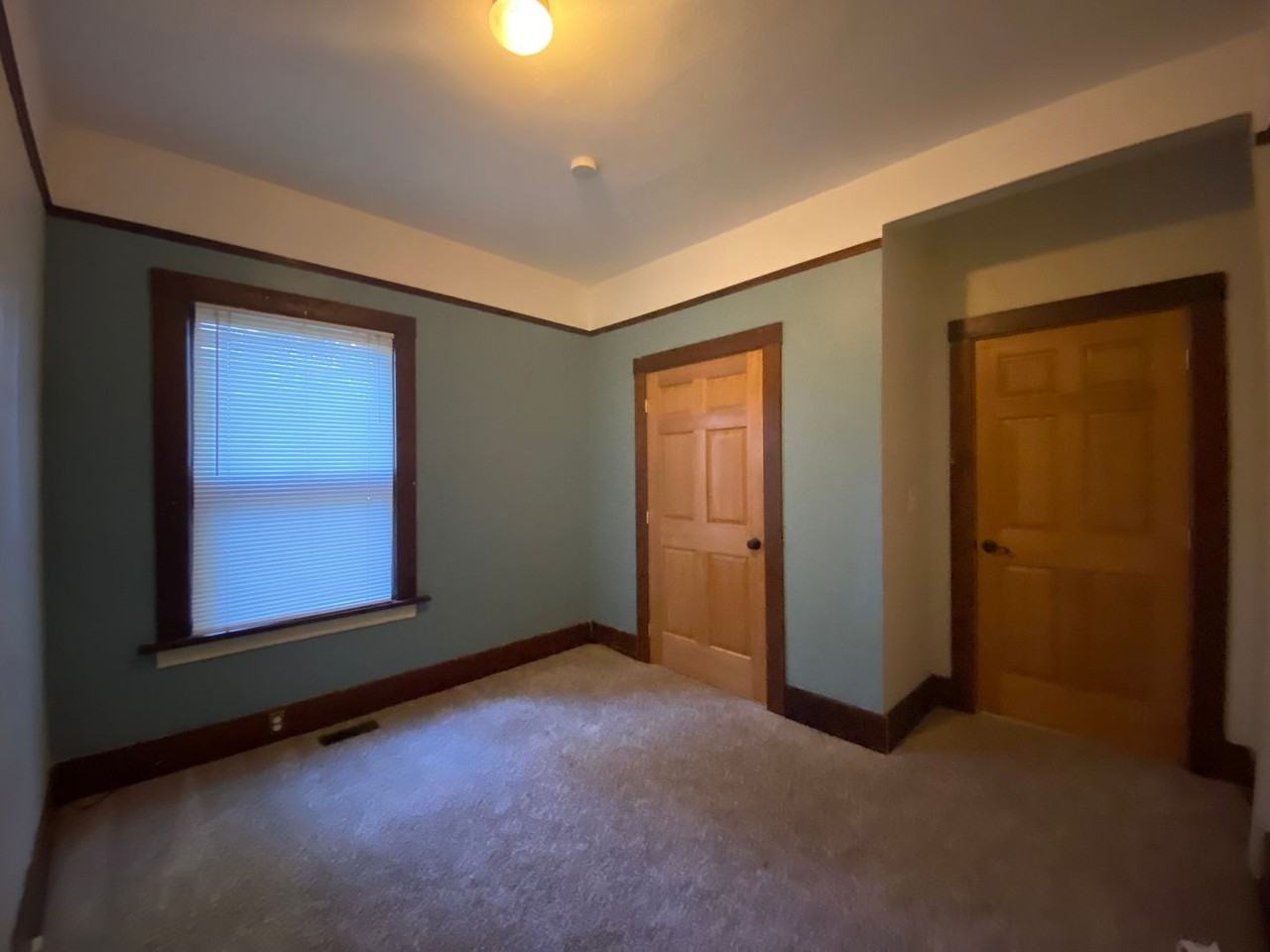 918 Union St - Photo 6 of 39