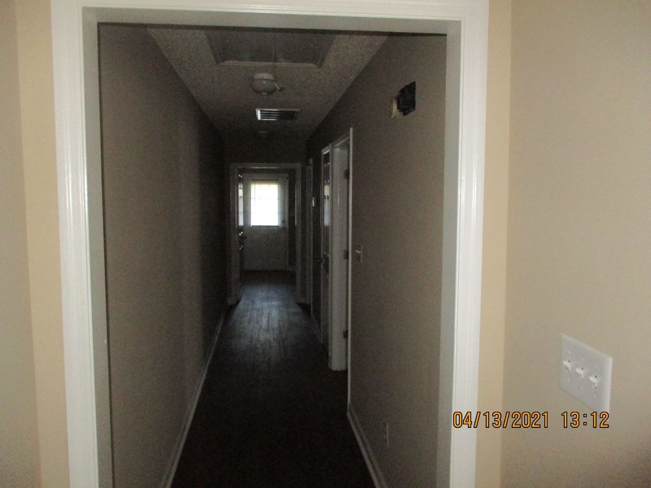 2507 Cardinal St Apt D - Photo 4 of 7
