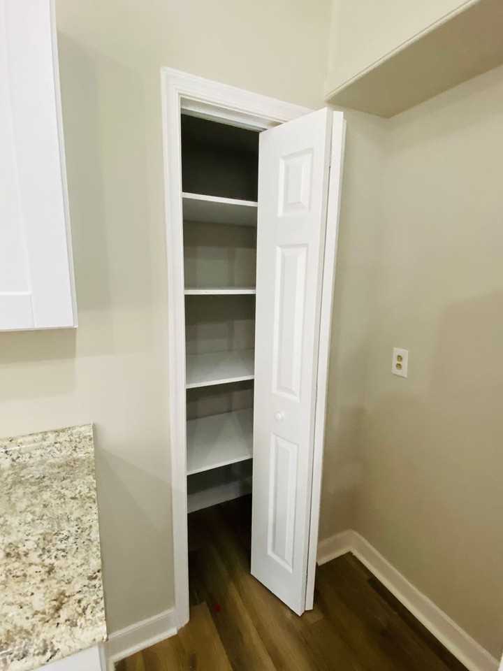 3508 Decatur St - Photo 5 of 30