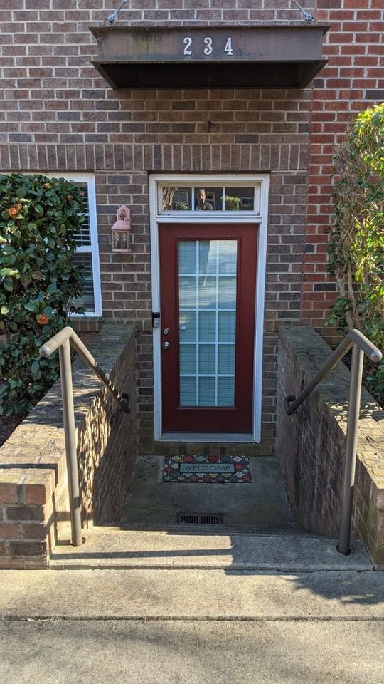 234 Harbour Place Dr - Photo 2 of 23