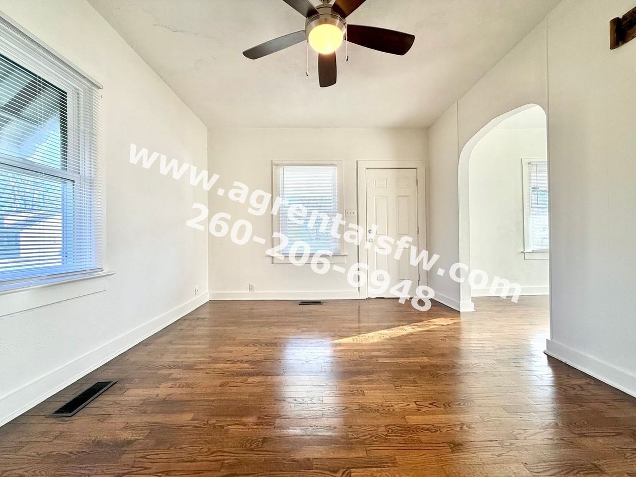 1414 S Jefferson St - Photo 3 of 10