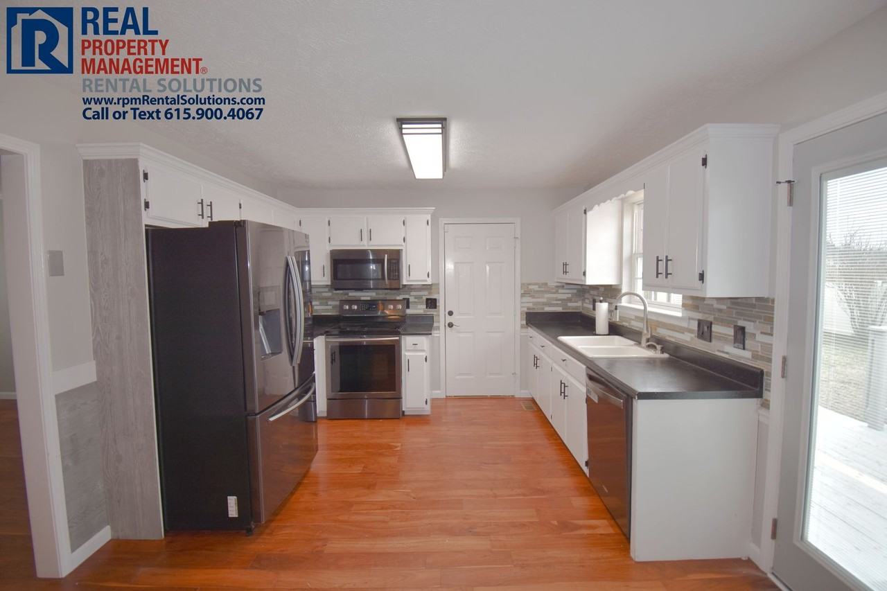 1107 Josie Ct - Photo 7 of 22