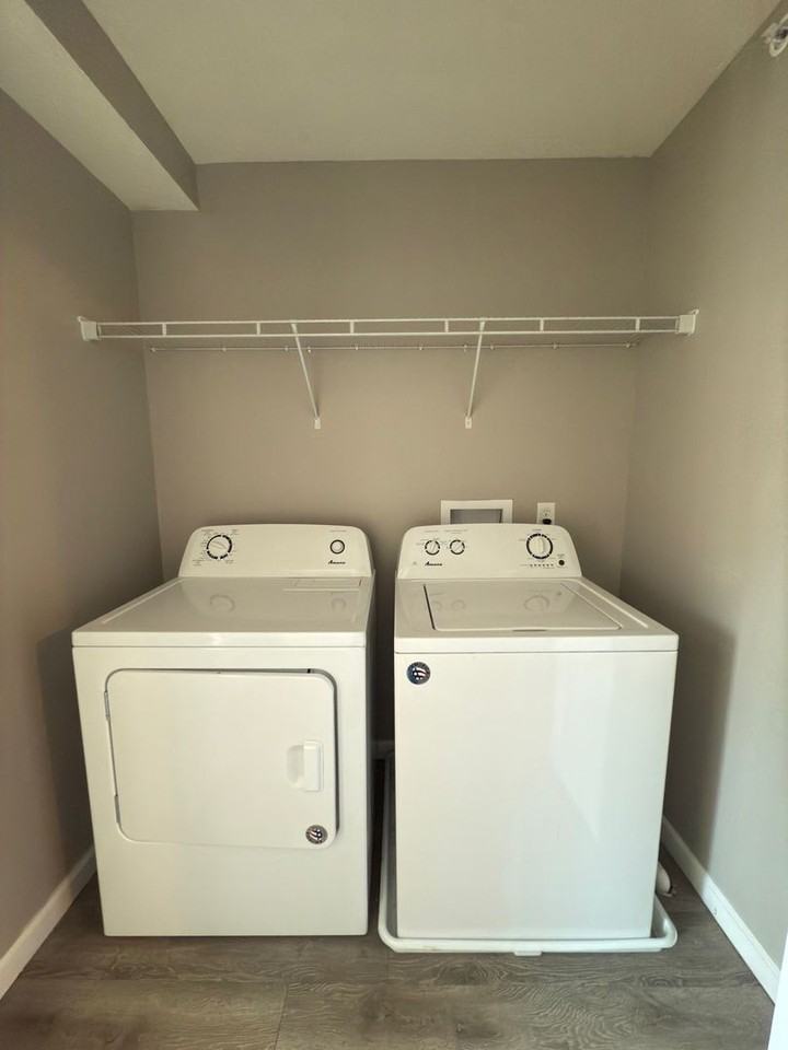 700 N 22nd St #201 - Photo 7 of 16