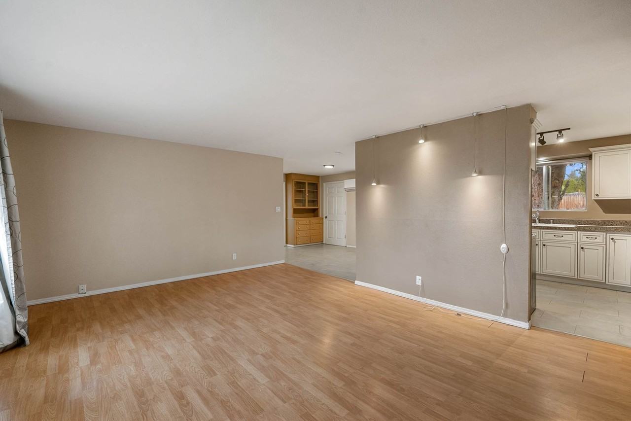 321 27th St Nw - Photo 4 of 17