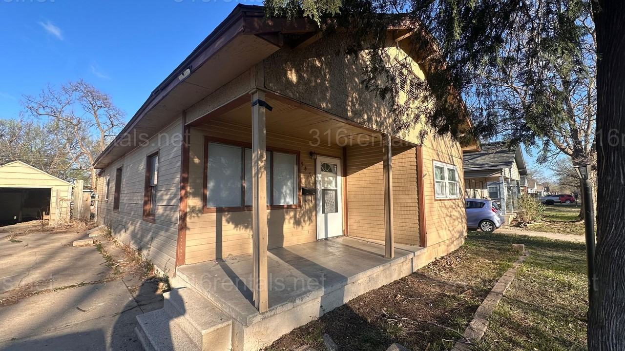 543 S Richmond Ave - Photo 2 of 17