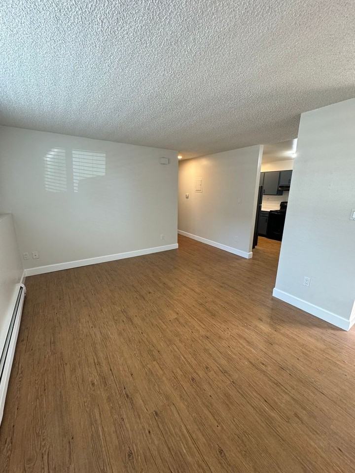 1431 Imperial Rd #C - Photo 2 of 17