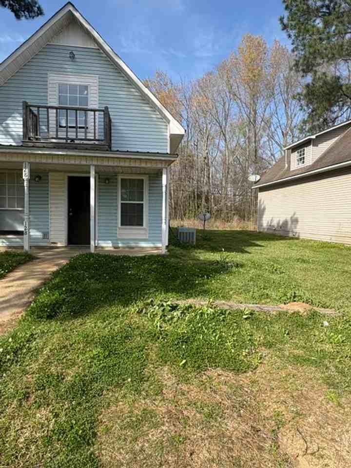 128 Money St - Photo 3 of 22