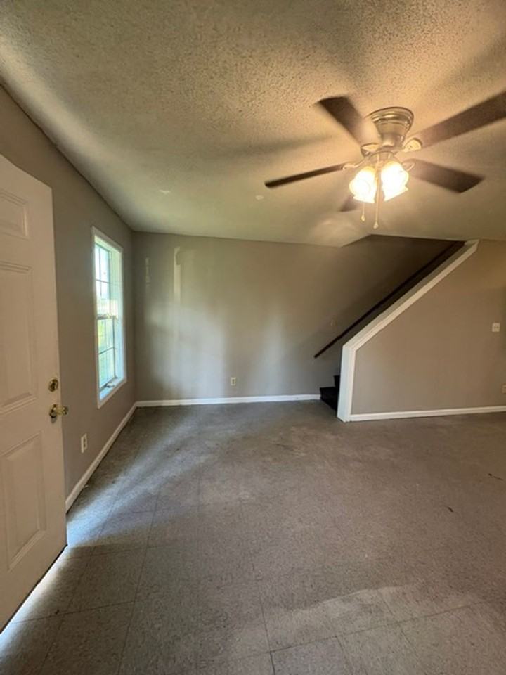 134 Money St - Photo 6 of 20