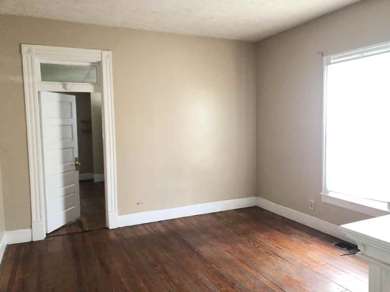 360 Woodland Ave - Photo 2 of 11