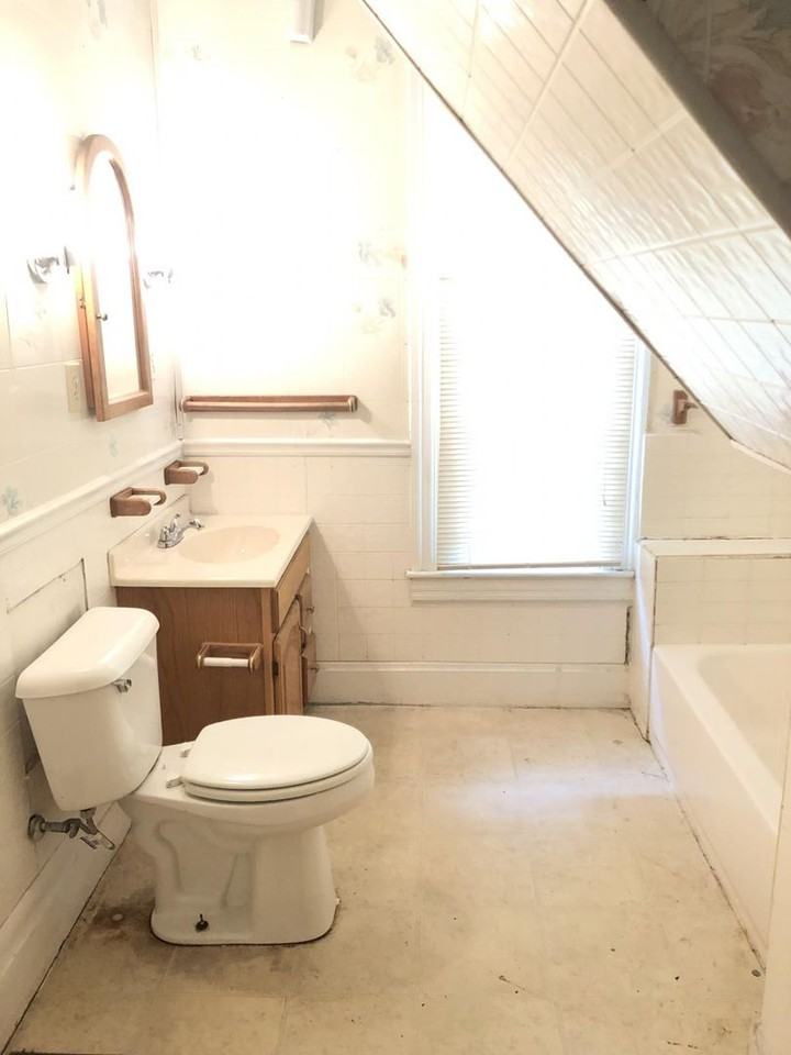 360 Woodland Ave - Photo 6 of 11