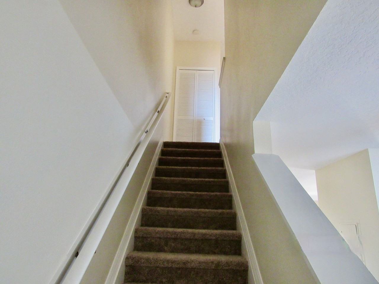 896 Chelsea Dr - Photo 7 of 22