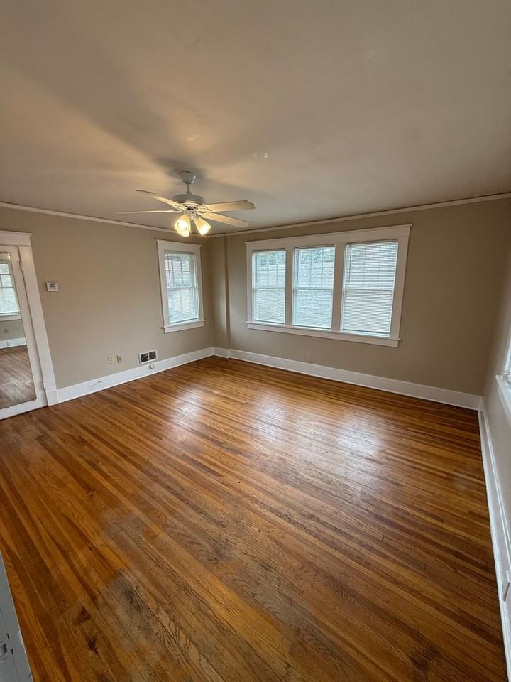 1917 Lyndale Ave - Photo 4 of 11