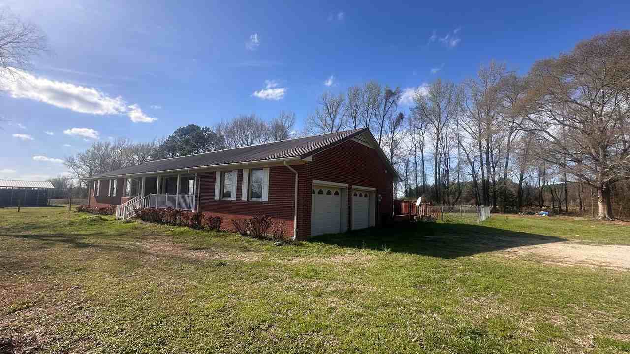 468 Sandy Foundation Rd - Photo 2 of 29