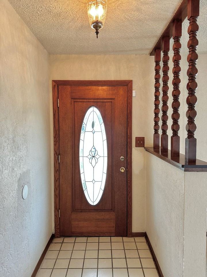 303 Nw 31st St - Photo 6 of 38