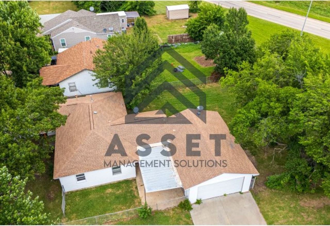 118 S Classen Ave - Photo 3 of 23