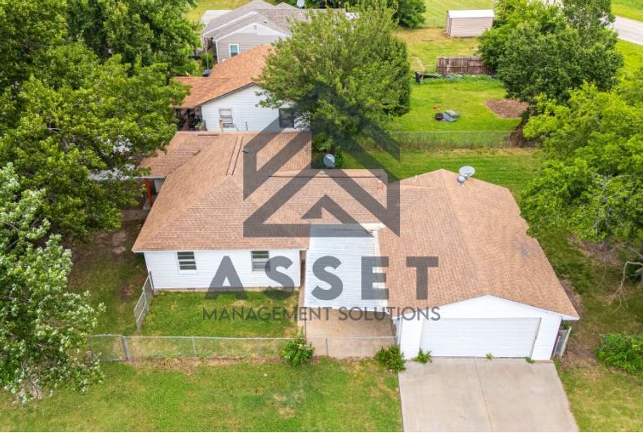 118 S Classen Ave - Photo 4 of 23