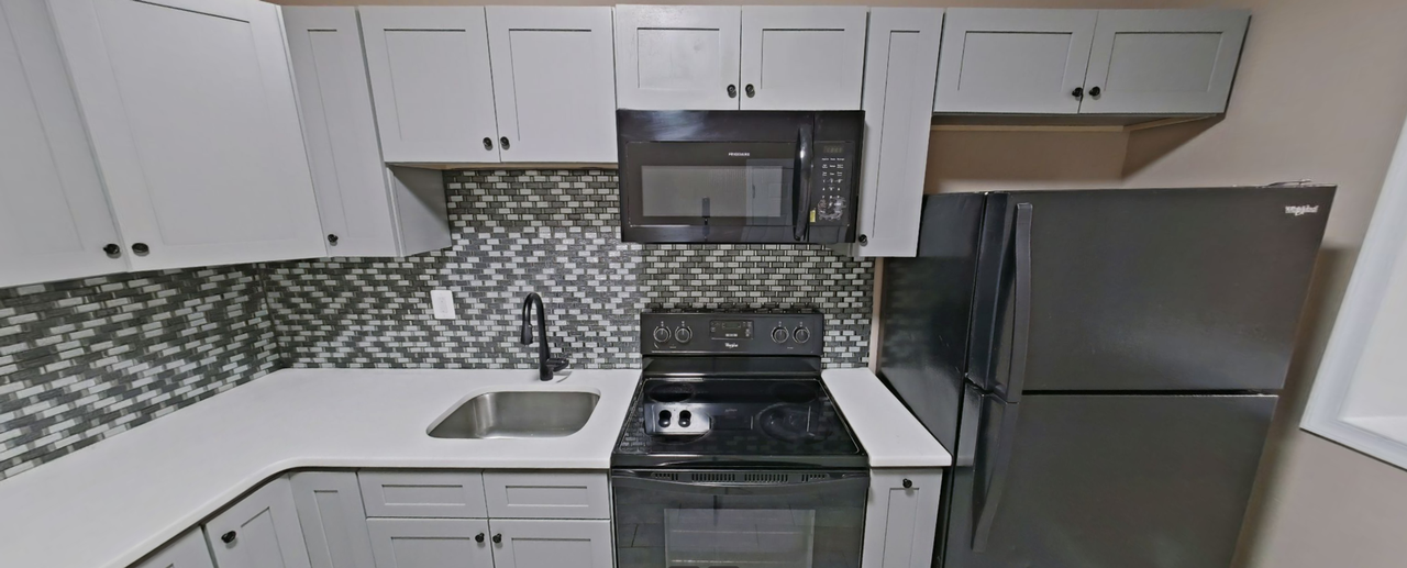 634 W Tioga St - Photo 5 of 5