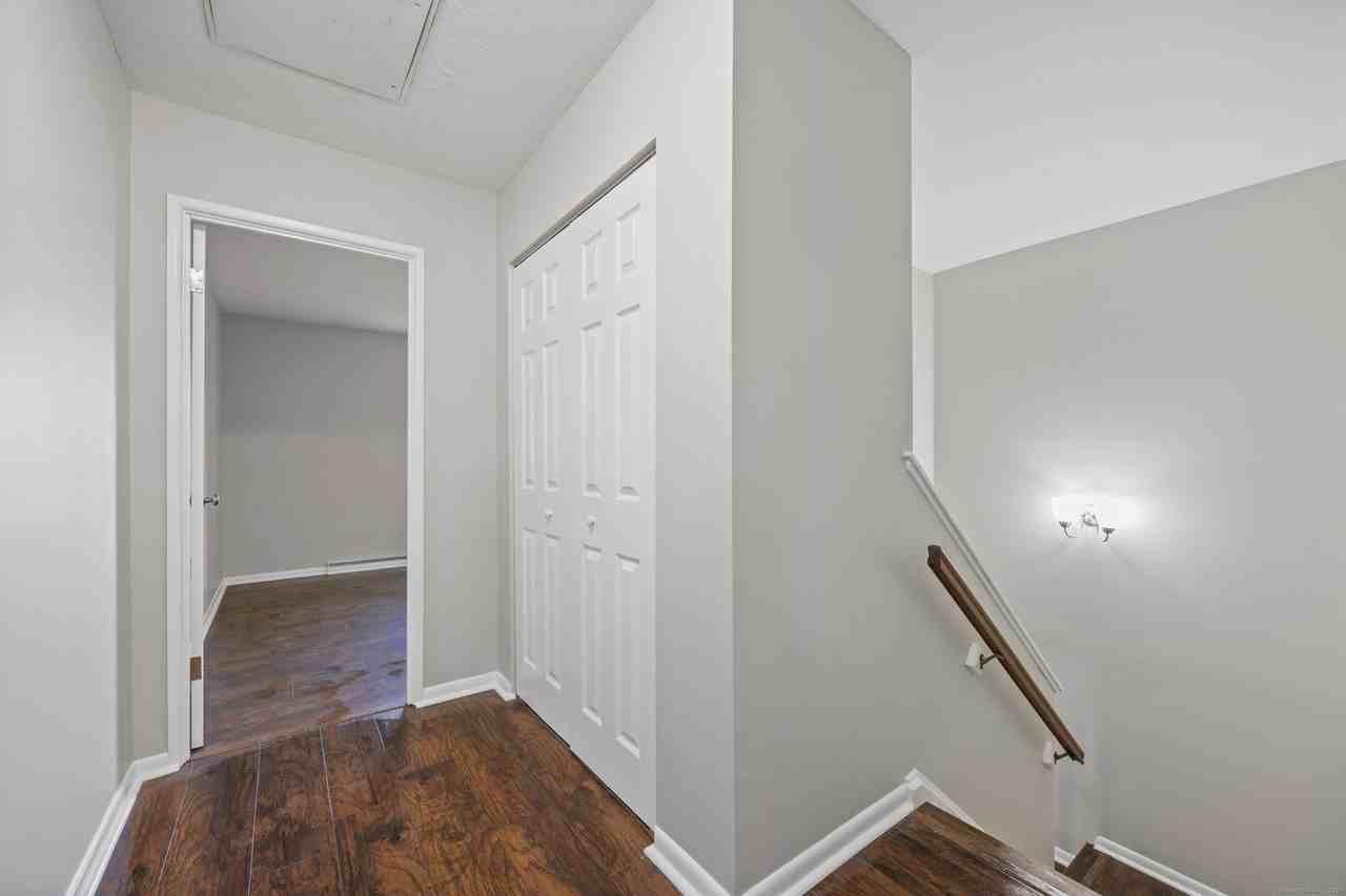 64 Savin Park - Photo 2 of 12