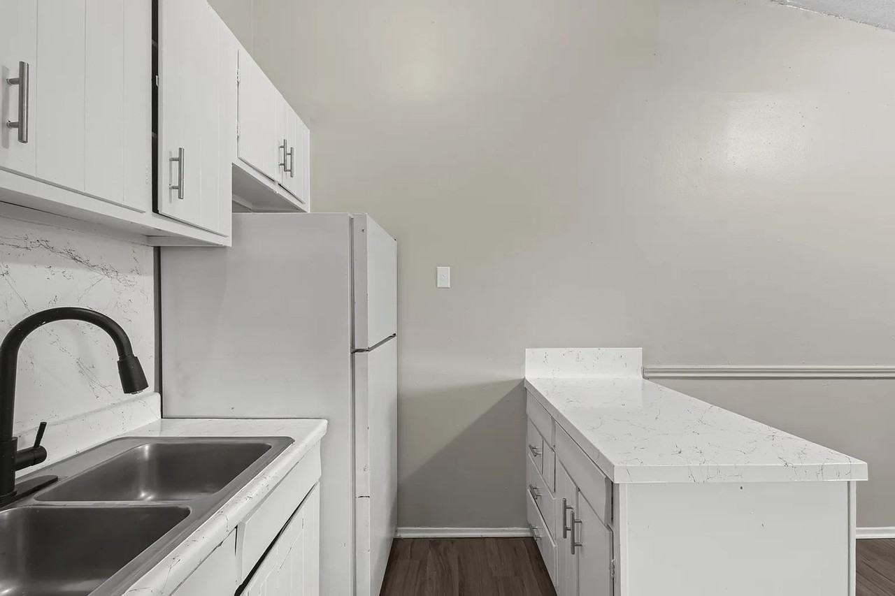 Parker Flats - Photo 3 of 12