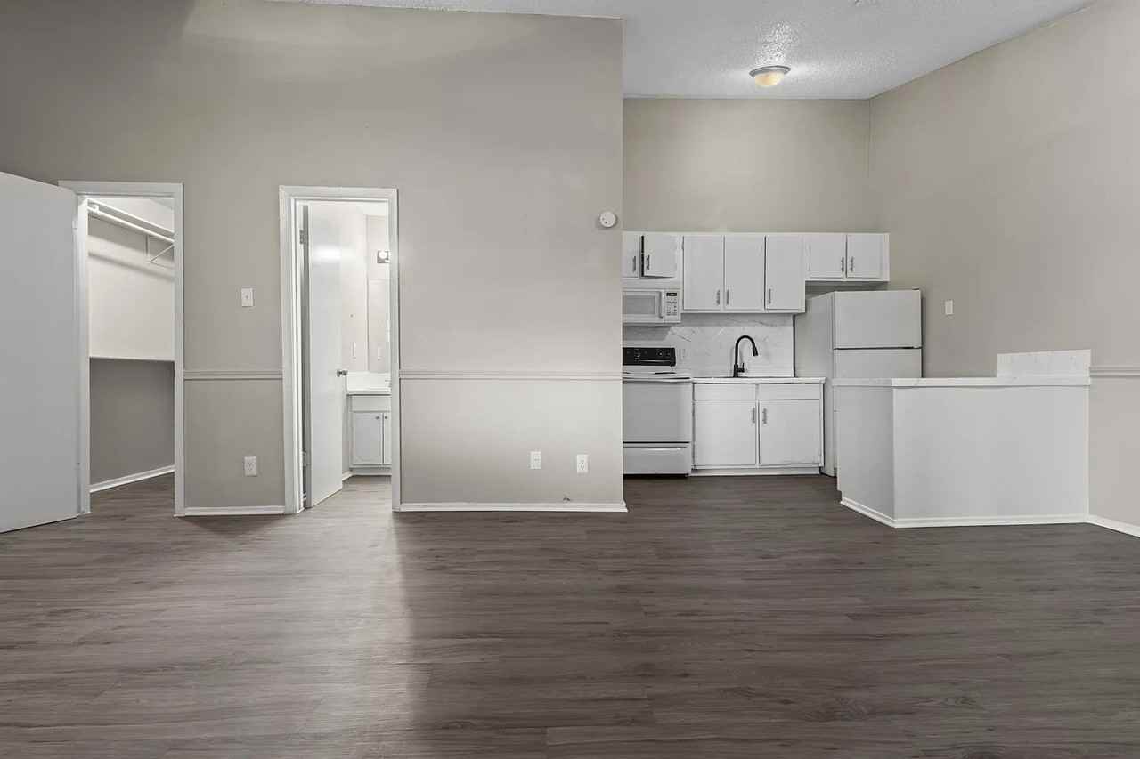 Parker Flats - Photo 5 of 12