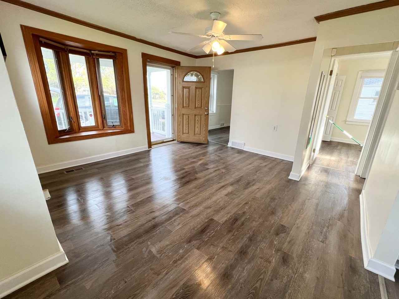 7531 N Inkster Rd - Photo 6 of 18