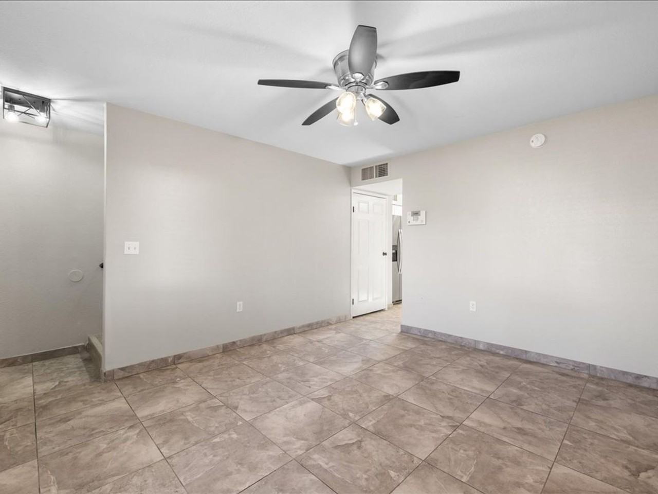 2201 N 9th Ave #2203 - Photo 7 of 21