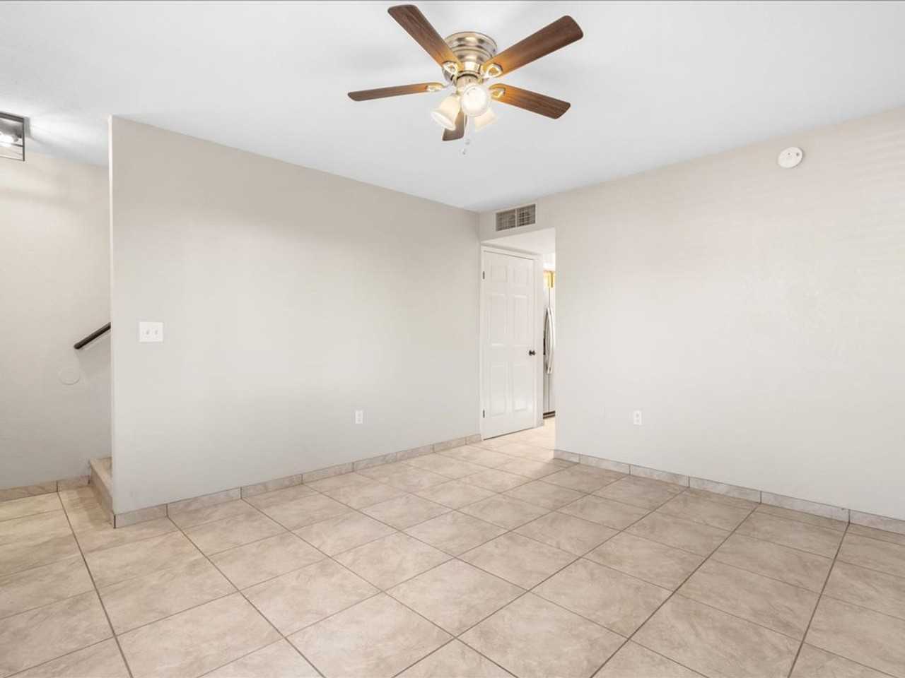 2201 N 9th Ave #2207 - Photo 6 of 20