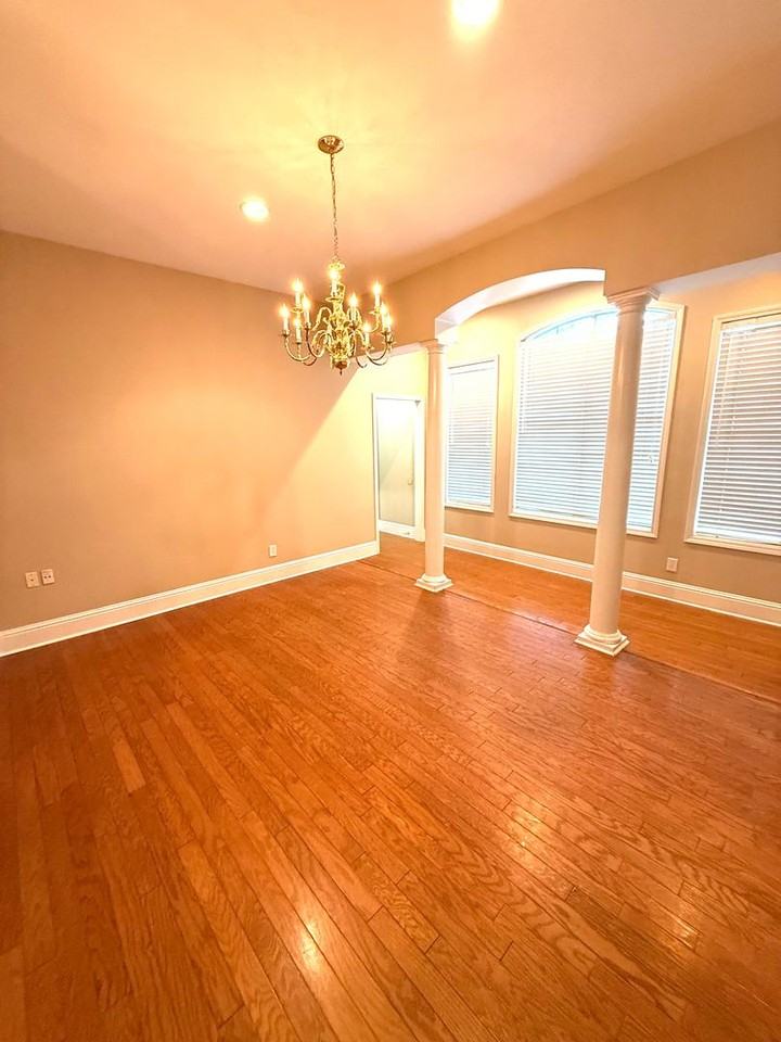 8530 Pipit Ct - Photo 3 of 21