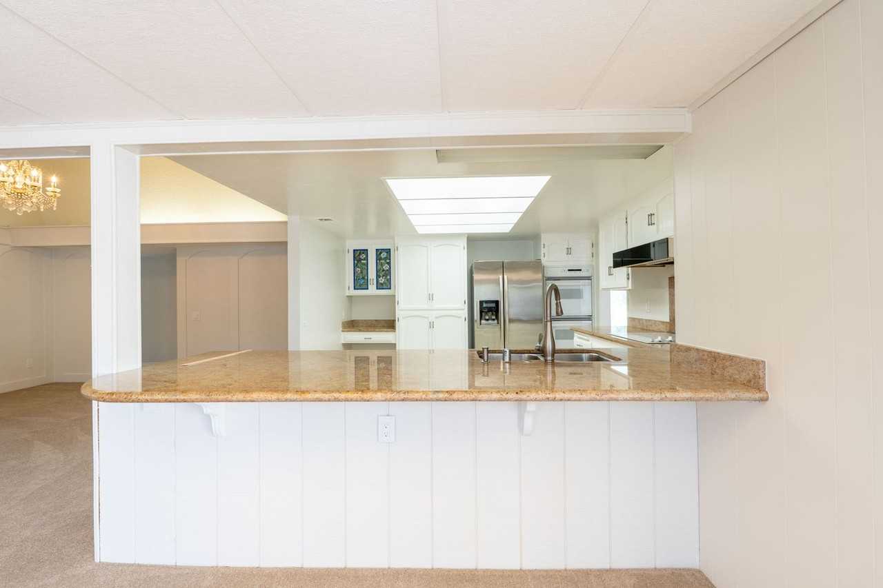 6415 Lochmoor Dr - Photo 7 of 38