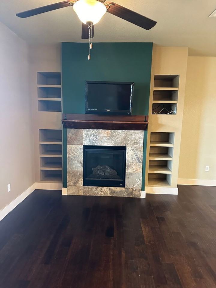 2045 Scarecrow Rd - Photo 4 of 20