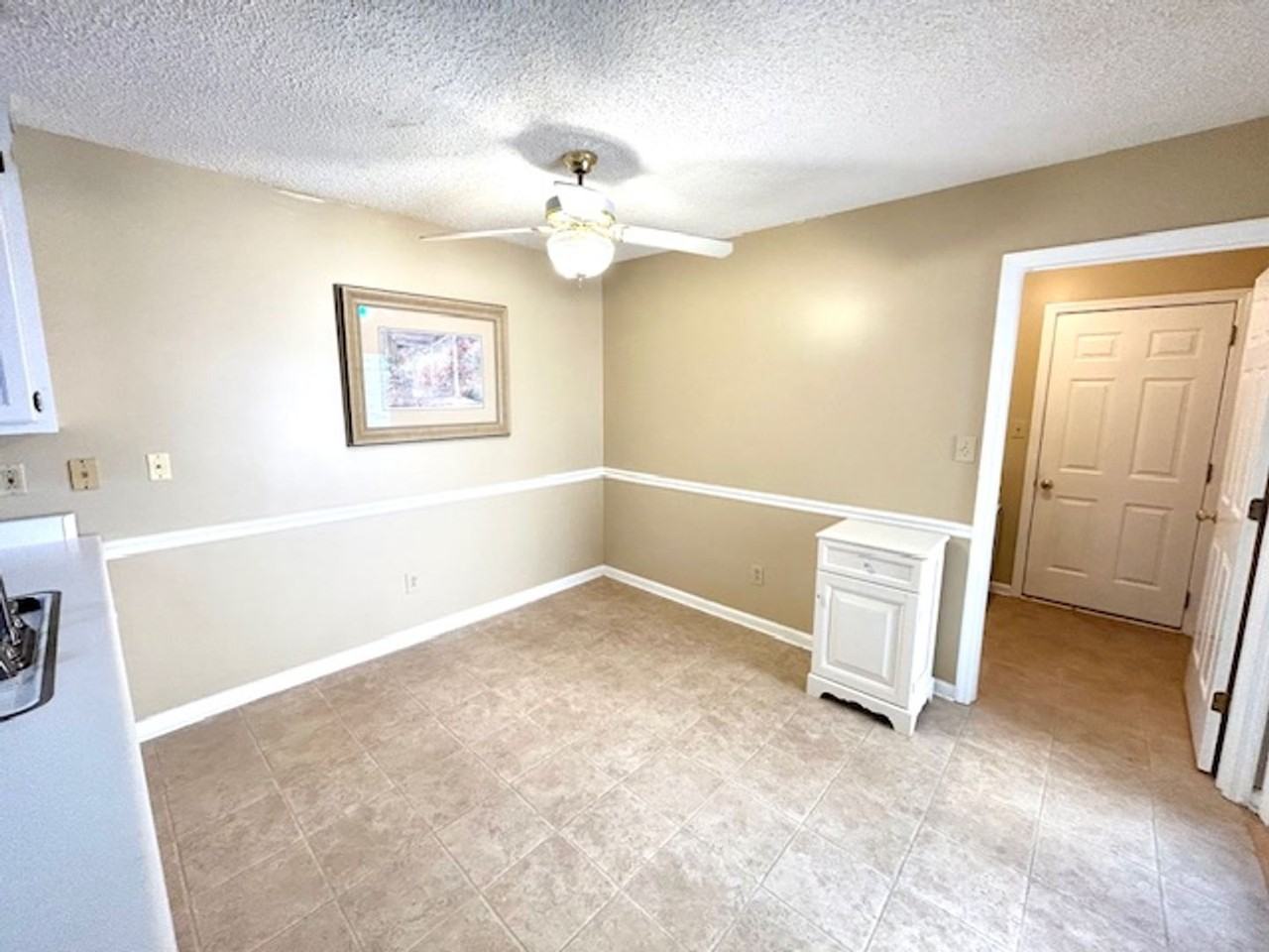 234 W Lake Cir - Photo 6 of 21