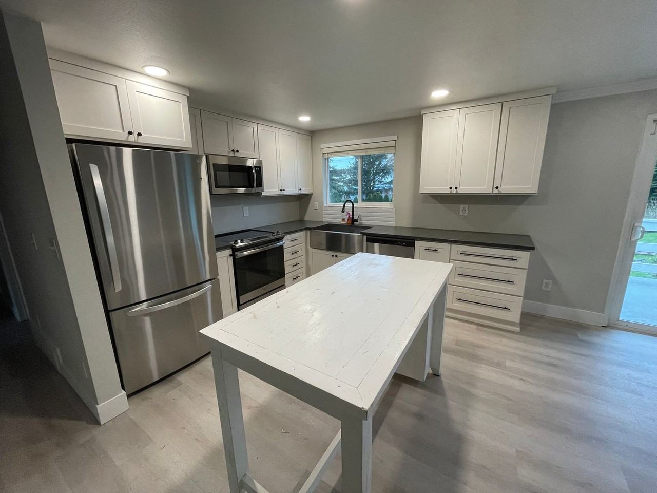 1919 Island View Rd - Photo 7 of 15