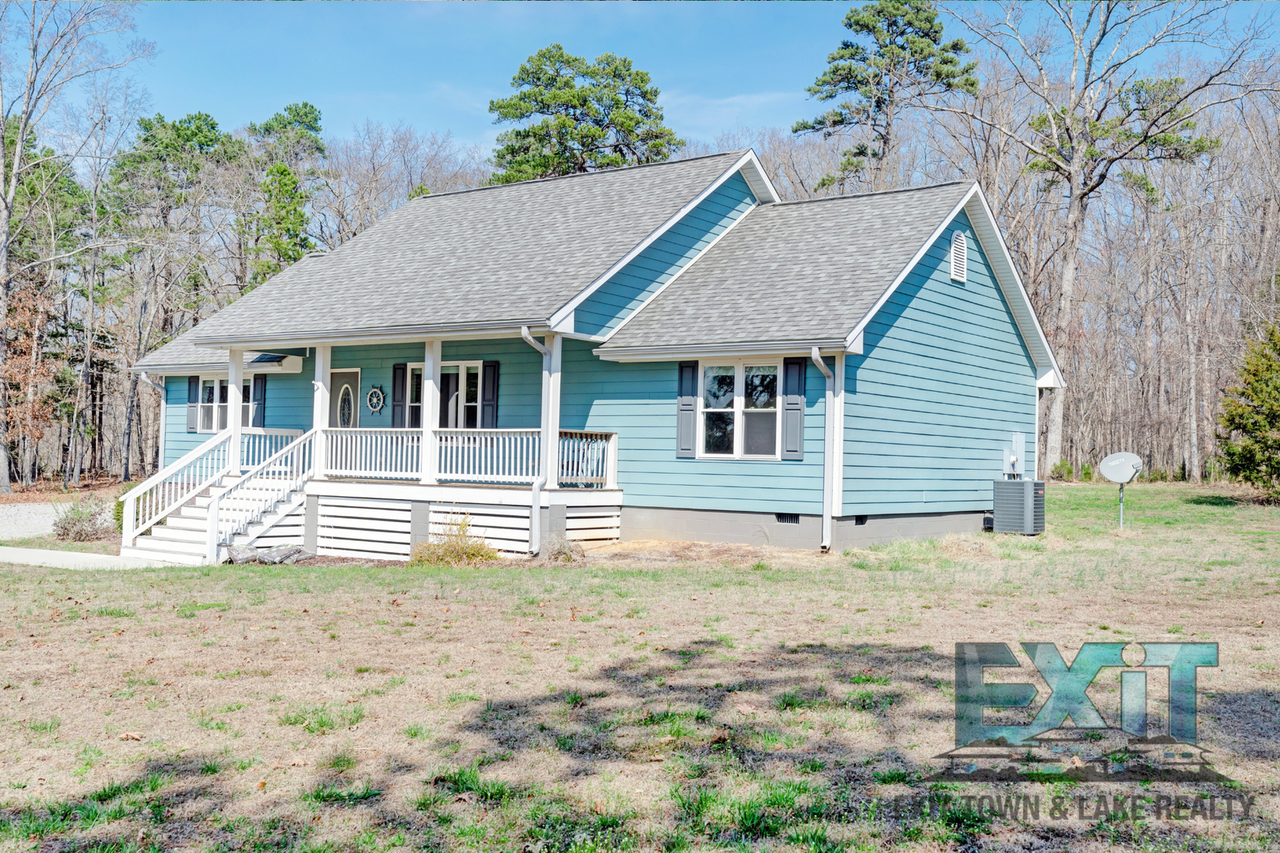 120 Long Beach Blvd - Photo 4 of 29