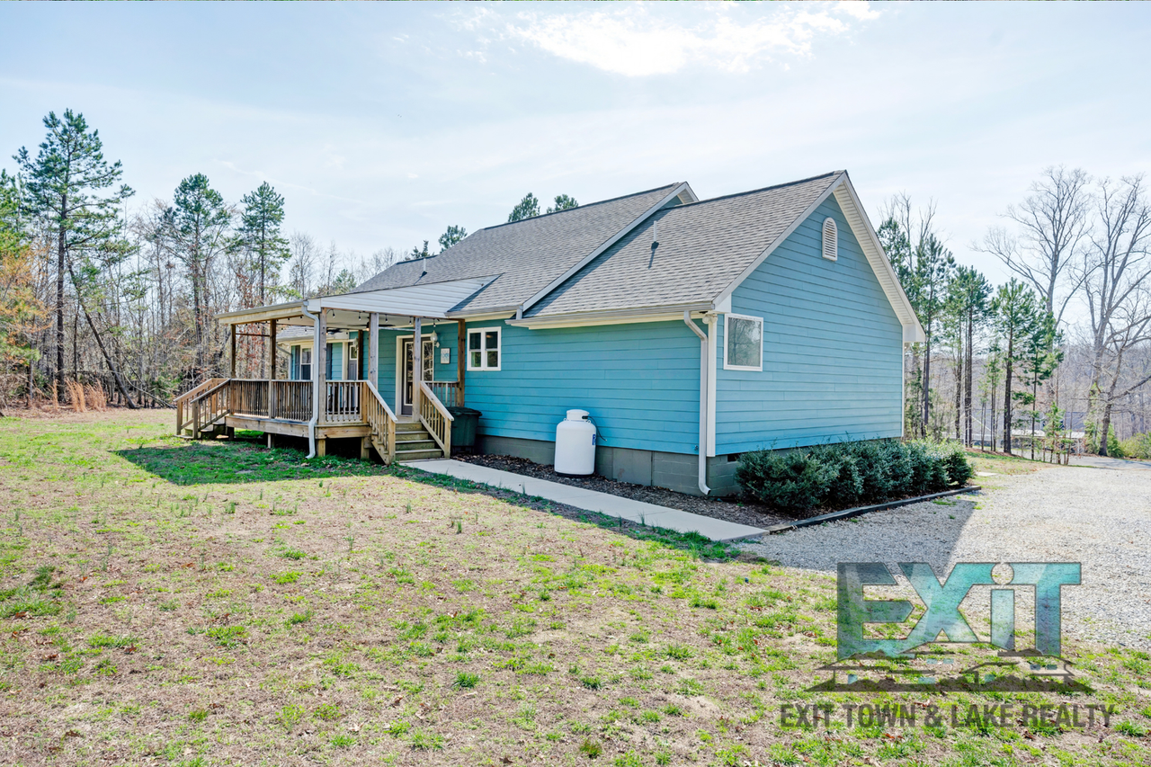 120 Long Beach Blvd - Photo 5 of 29