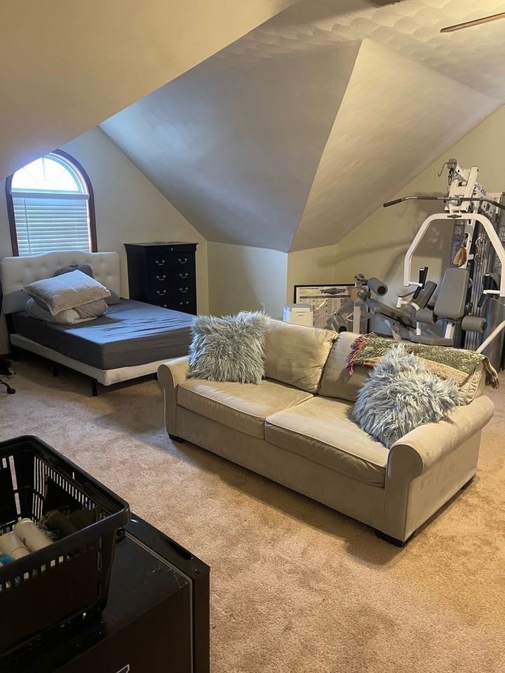 1117 Chipping Ct - Photo 2 of 41