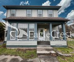 featured image of 327 E Sumach St