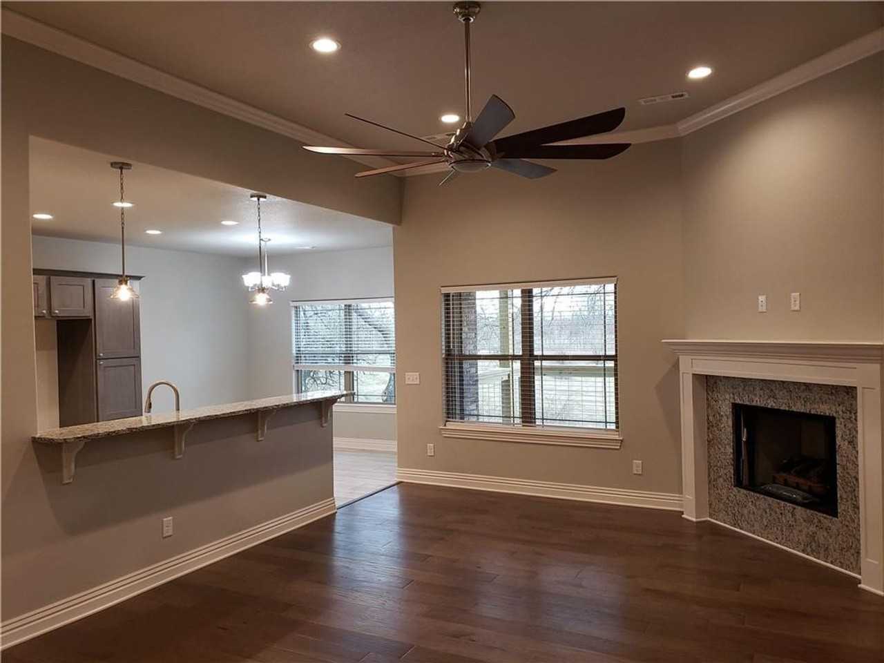 1489 Bridgeboro Ave - Photo 3 of 27