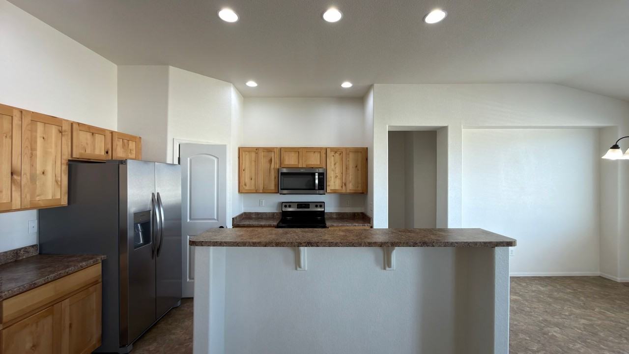 456 Stonebrook Dr - Photo 2 of 26