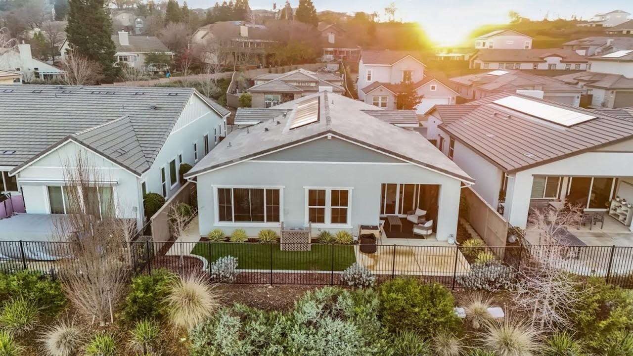 1131 Senegal Way - Photo 2 of 2